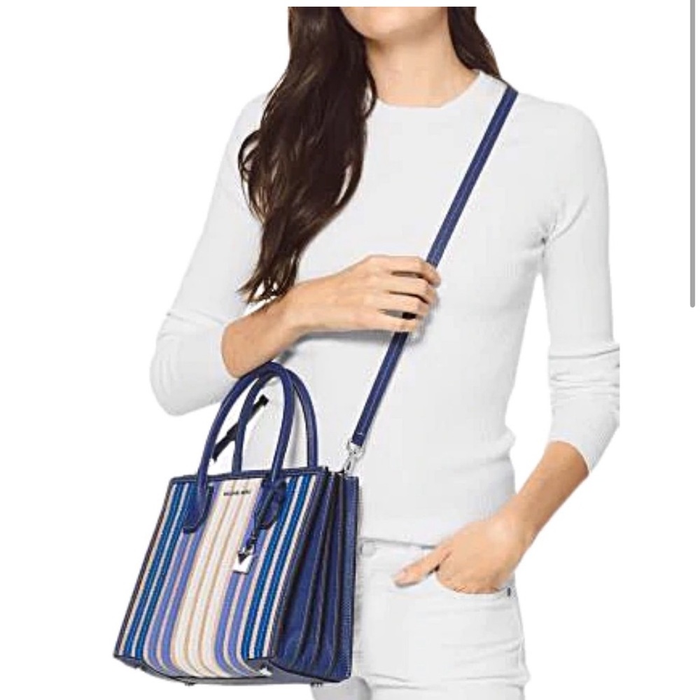 NWT Michael Kors Mercer Medium Accordion Tote Bag, beautiful crossbody satchel